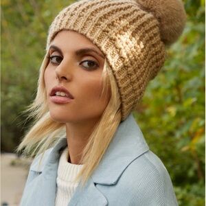 Kyi Kyi Classic Fox Fur Beanie - Beige